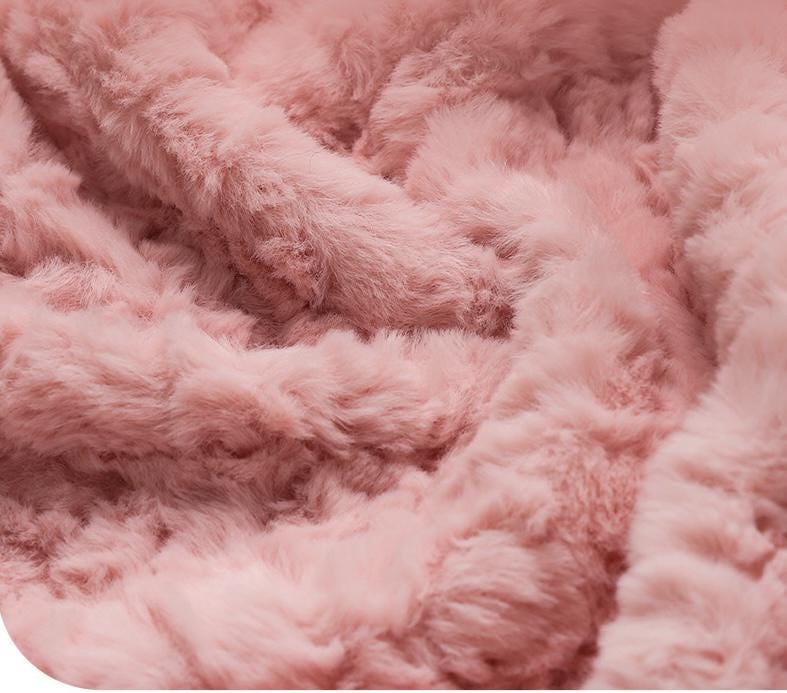 Tissu en fausse fourrure de lapin : polyester peluche pour la couture et les loisirs créatifs (160 cm de large)