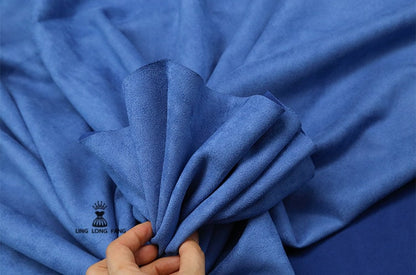 Tissu extensible en imitation daim : mélange de polyester et d’élasthanne, largeur 147 cm