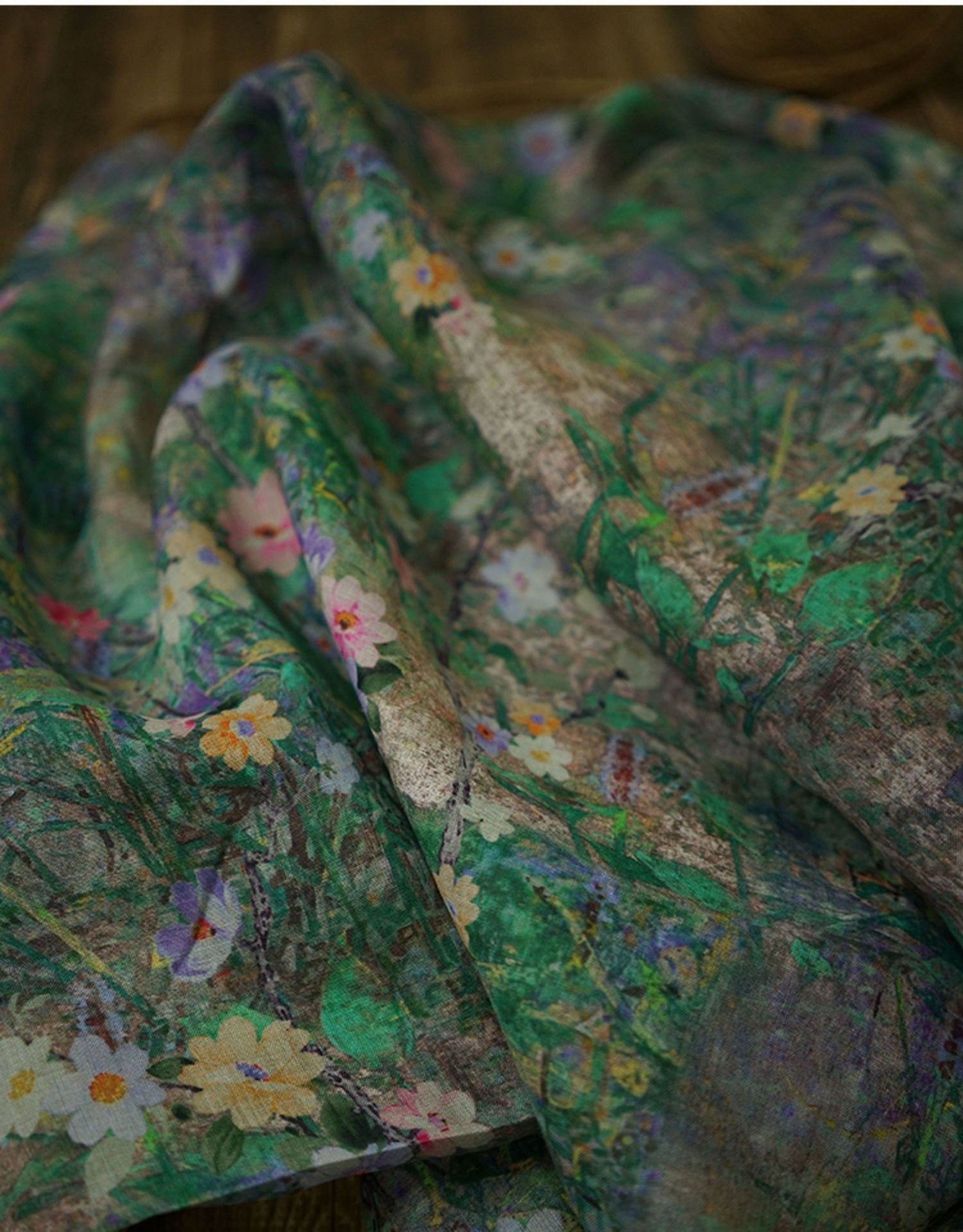 Tissu ramie nénuphar : imprimé floral léger, 140 cm de large