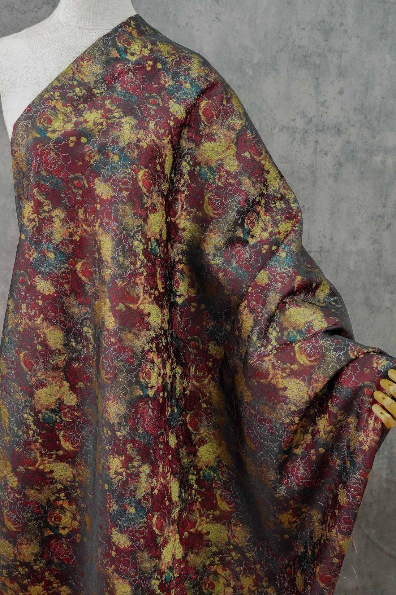 Tissu brocart jacquard à motif floral : tissu tissé de style chinois (60 pouces de large, au mètre)