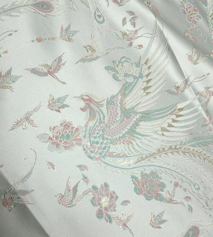 Tissu jacquard Queue de Phénix : motif fil doré 3D, 150 cm de large