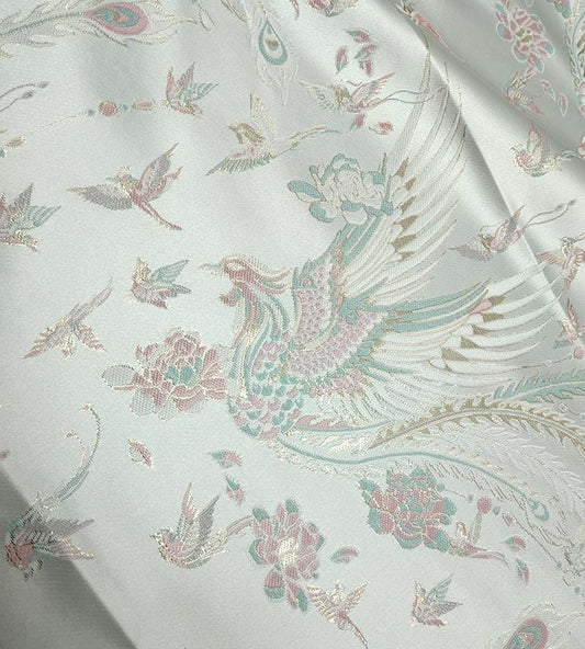 Tissu jacquard Queue de Phénix : motif fil doré 3D, 150 cm de large