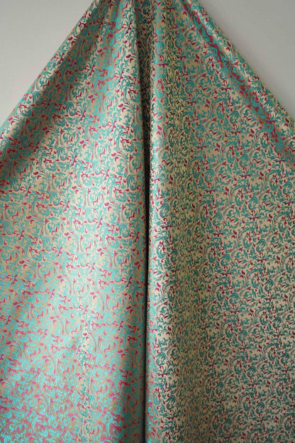 Tissu brocart bleu sarcelle et violet : jacquard Renaissance, 150 cm de large