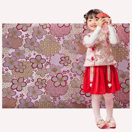 Tissu Sakura Kinran : Brocart à fils d'or, tissu de couture japonais (57 pouces de large)