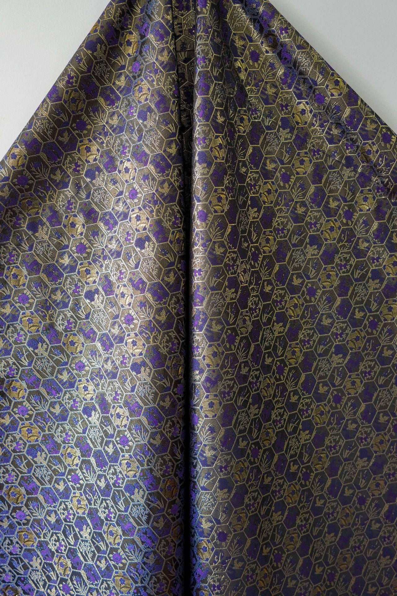 Gold Thread Brocade Fabric ��� Diamond Medallion, Tibetan Sty"W
