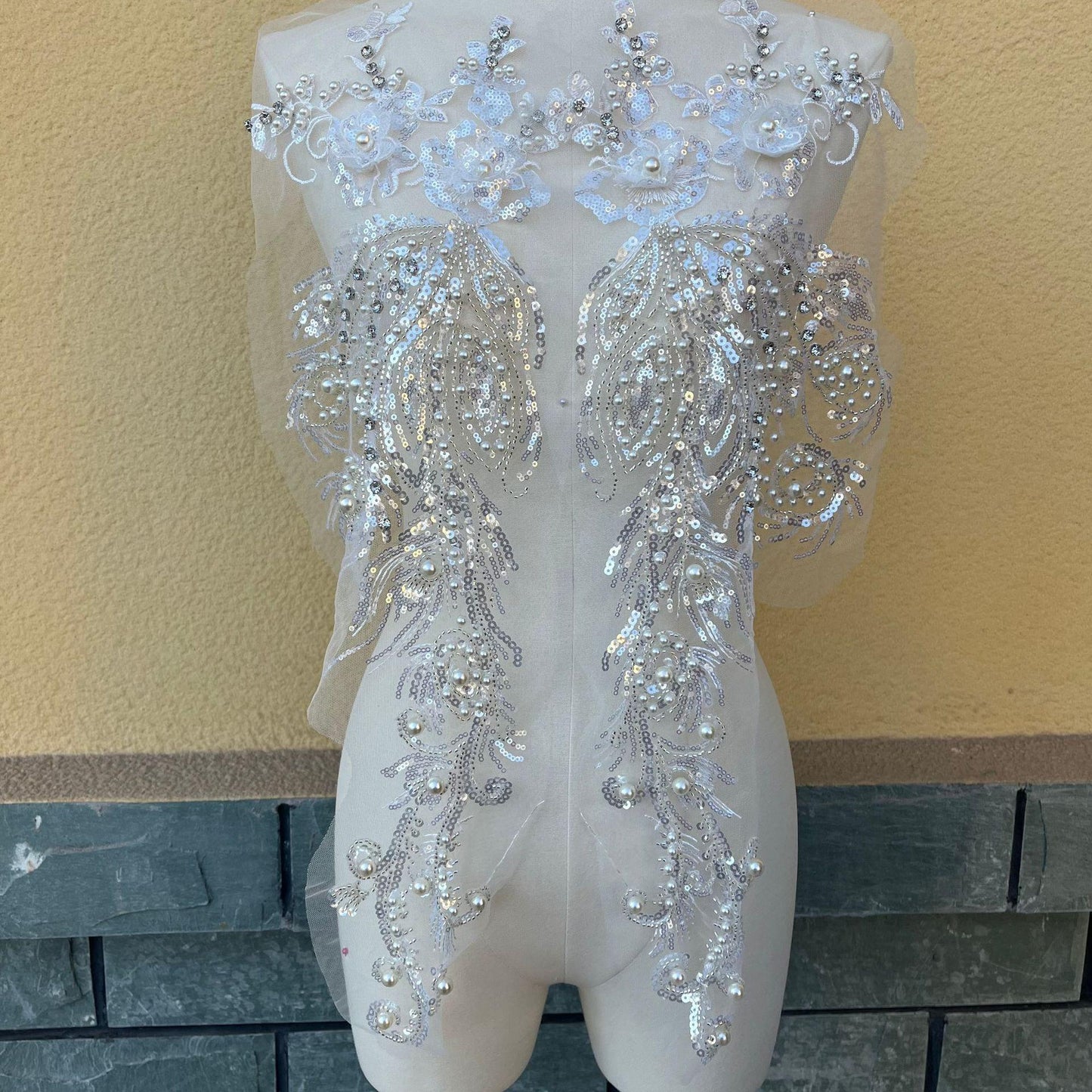 Embroidered Lace Trim: Light Ivory Bridal Wedding Veil with Sequins