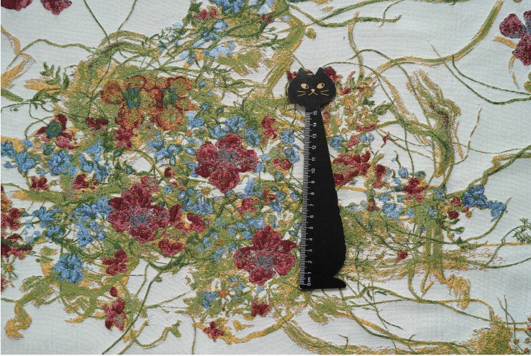 Vine Flower Jacquard Fabric: 3D Oil Painting Texture, 58" Wide