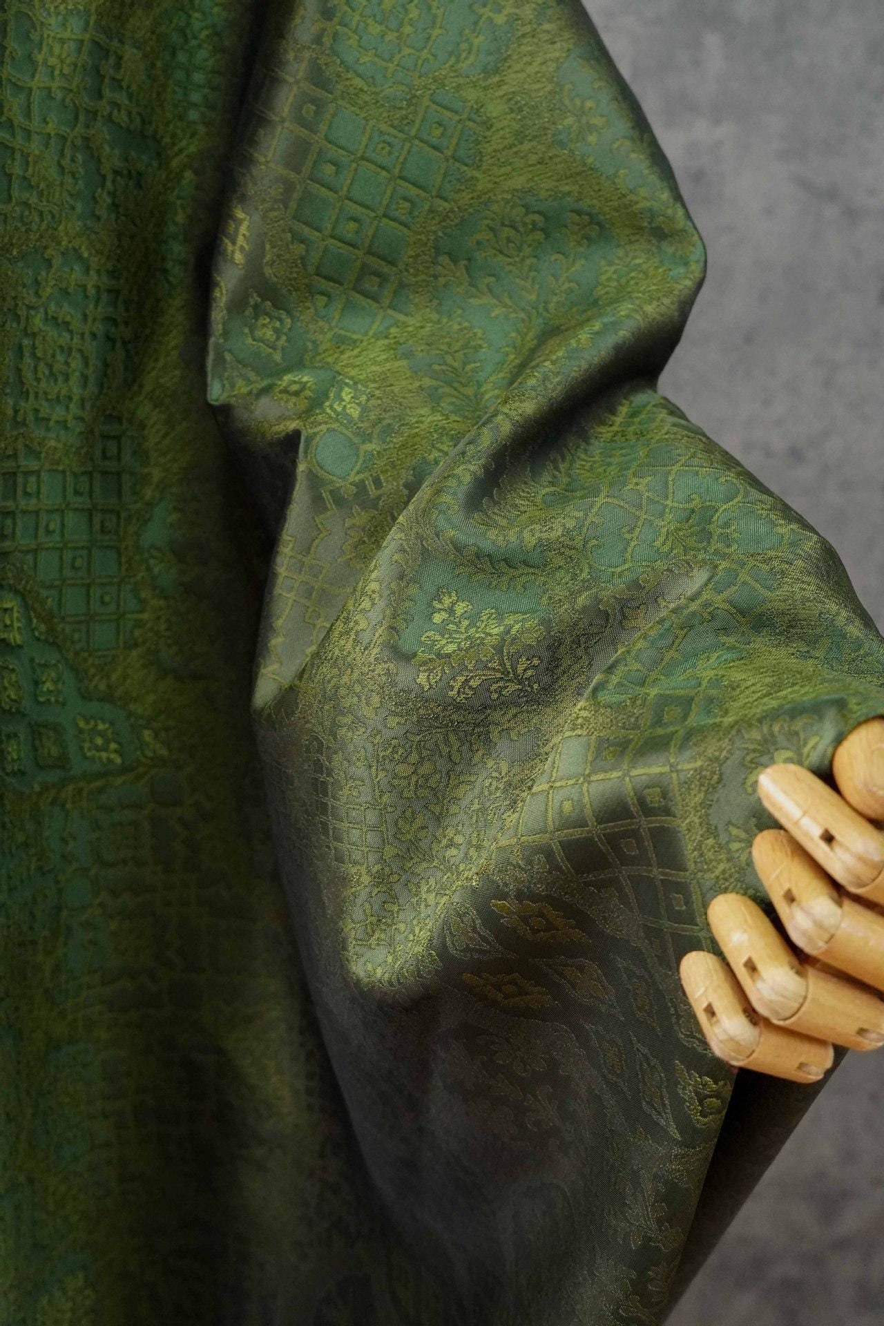 Green Vine Scroll Jacquard Decorative Fabric ��� Home Decor, Upholstery, Bags, Craf"Wide