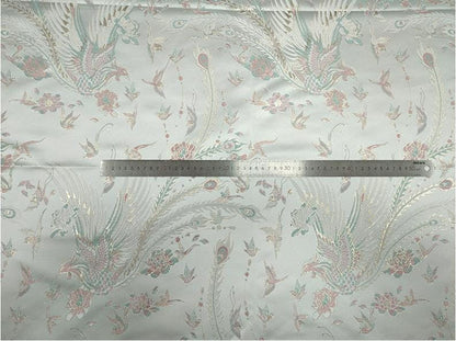 Tissu jacquard Queue de Phénix : motif fil doré 3D, 150 cm de large