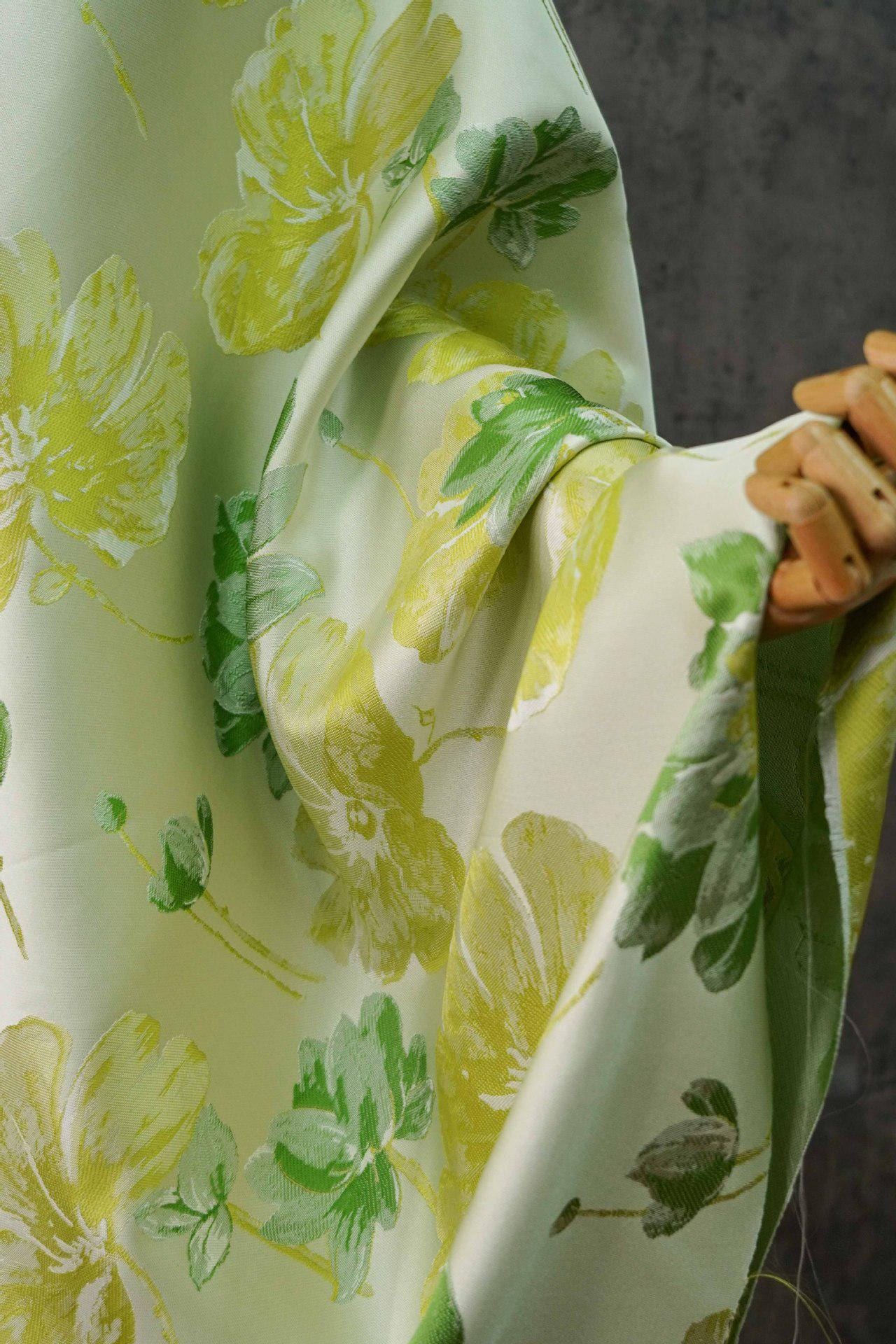 Floral Jacquard Fabric: Retro Palace Damask Deco, 59" Wide