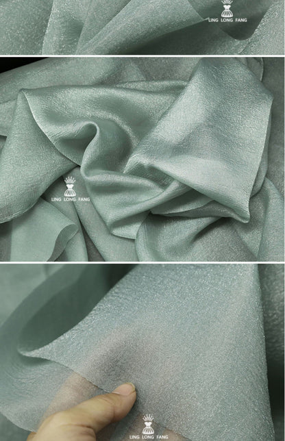 Tissu organza nacré seersucker : 150 cm de large, mélange coton-polyester