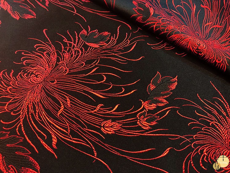 Tissu brocart chrysanthème : jacquard satin de soie rayonne de 75 cm de large