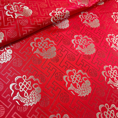 Tissu brocart de soie rouge « Poisson porte-bonheur » de Chine : largeur 150 cm, pour l’ameublement et la couture