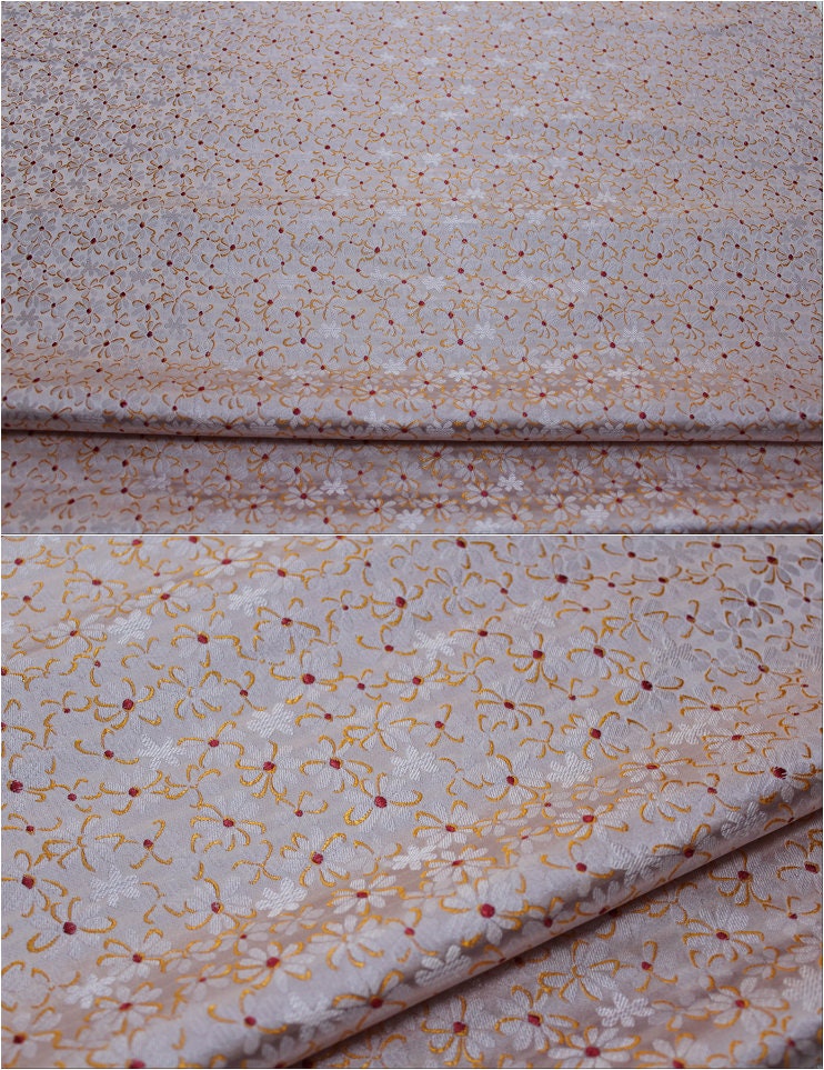 Tissu brocart de soie à motif marguerite : tissu de mariage chinois