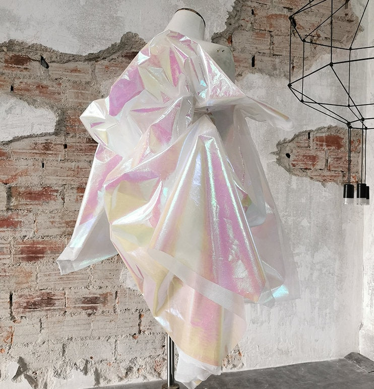 Tissu réfléchissant holographique : couleur magique irisée, largeur 91,4 cm (36 po)