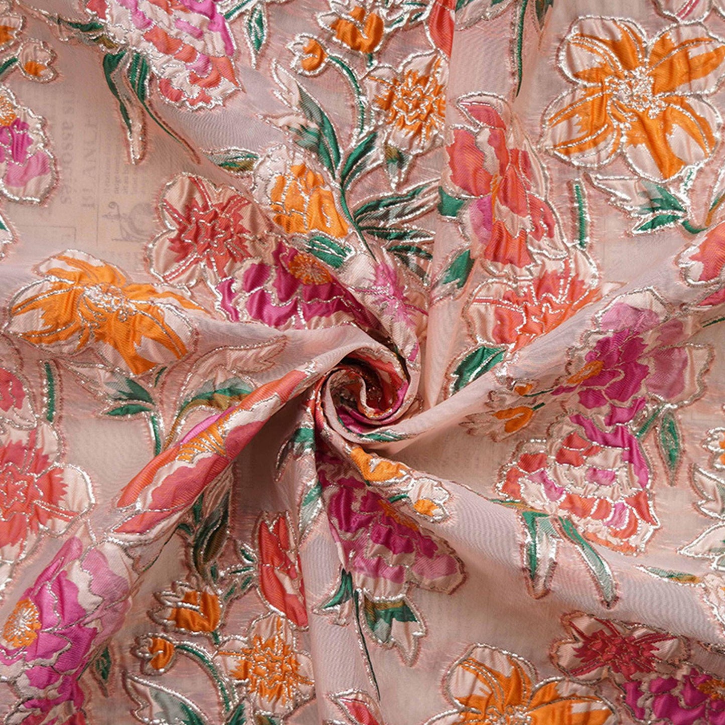 Tissu jacquard à motifs floraux : Matière pour robe de soirée à effet métallisé 3D coloré