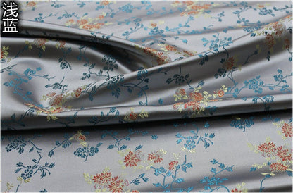 Brocart de soie damassé : Branche de pivoine, 75 cm de large - Vendu au mètre