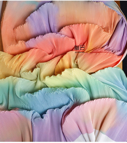 Crêpe plissée : 150 cm de large, polyester rigide, pour costumes et décorations à faire soi-même