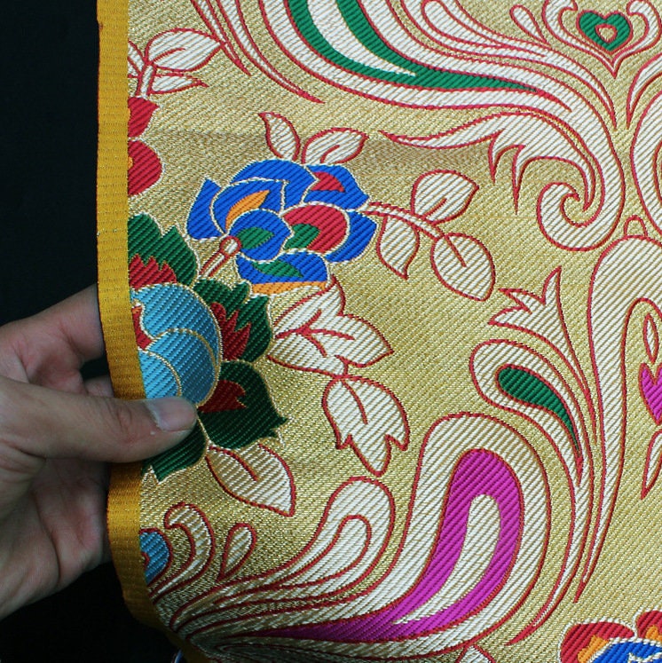 Tissu brocart jacquard à motifs floraux : mélange de soie Gaza indienne et de rayonne