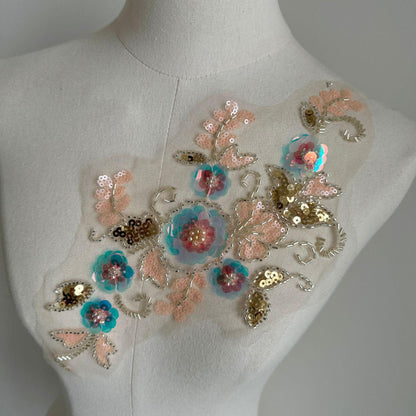 Applique florale 3D à sequins - Autocollant en tissu mesh brodé