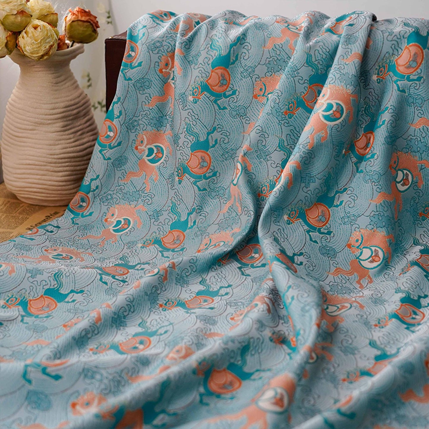 Brocart chinois : style dynastie Song, motif cheval, 147 cm de large