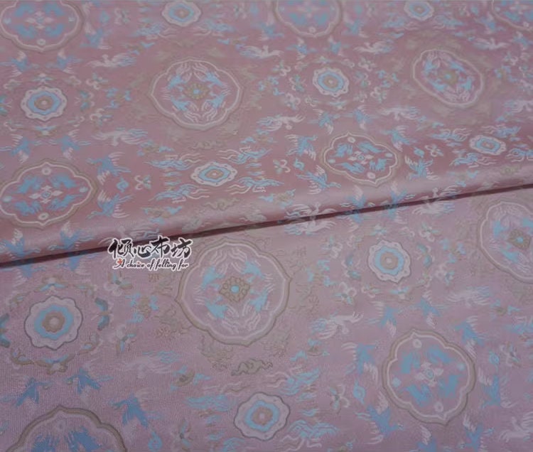 Tissu brocart à fleurs zen roses : largeur 147 cm (58 po), tissu pour costumes et décoration