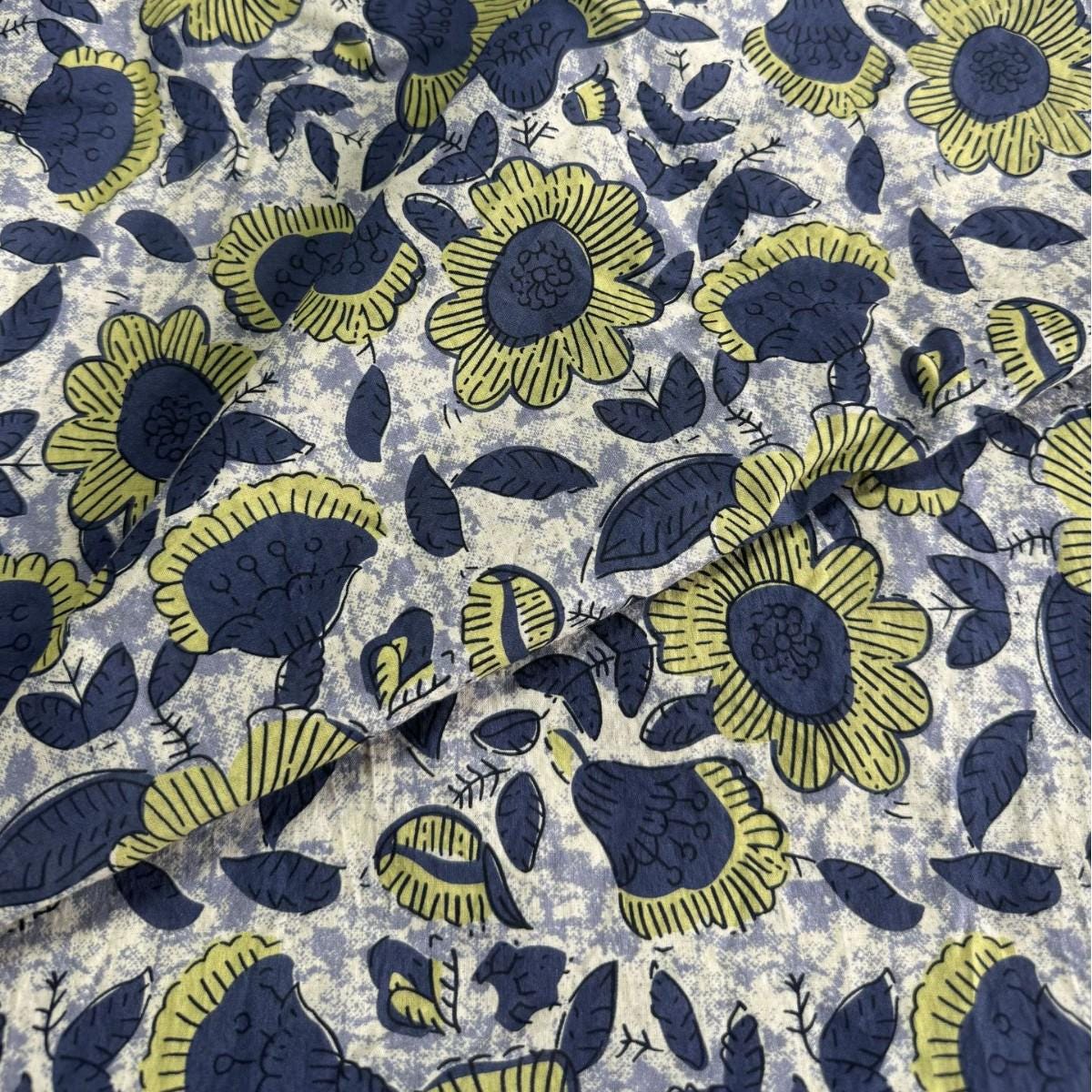 Tissu en coton imprimé au bloc : style indien estampé à la main - Couture et loisirs créatifs