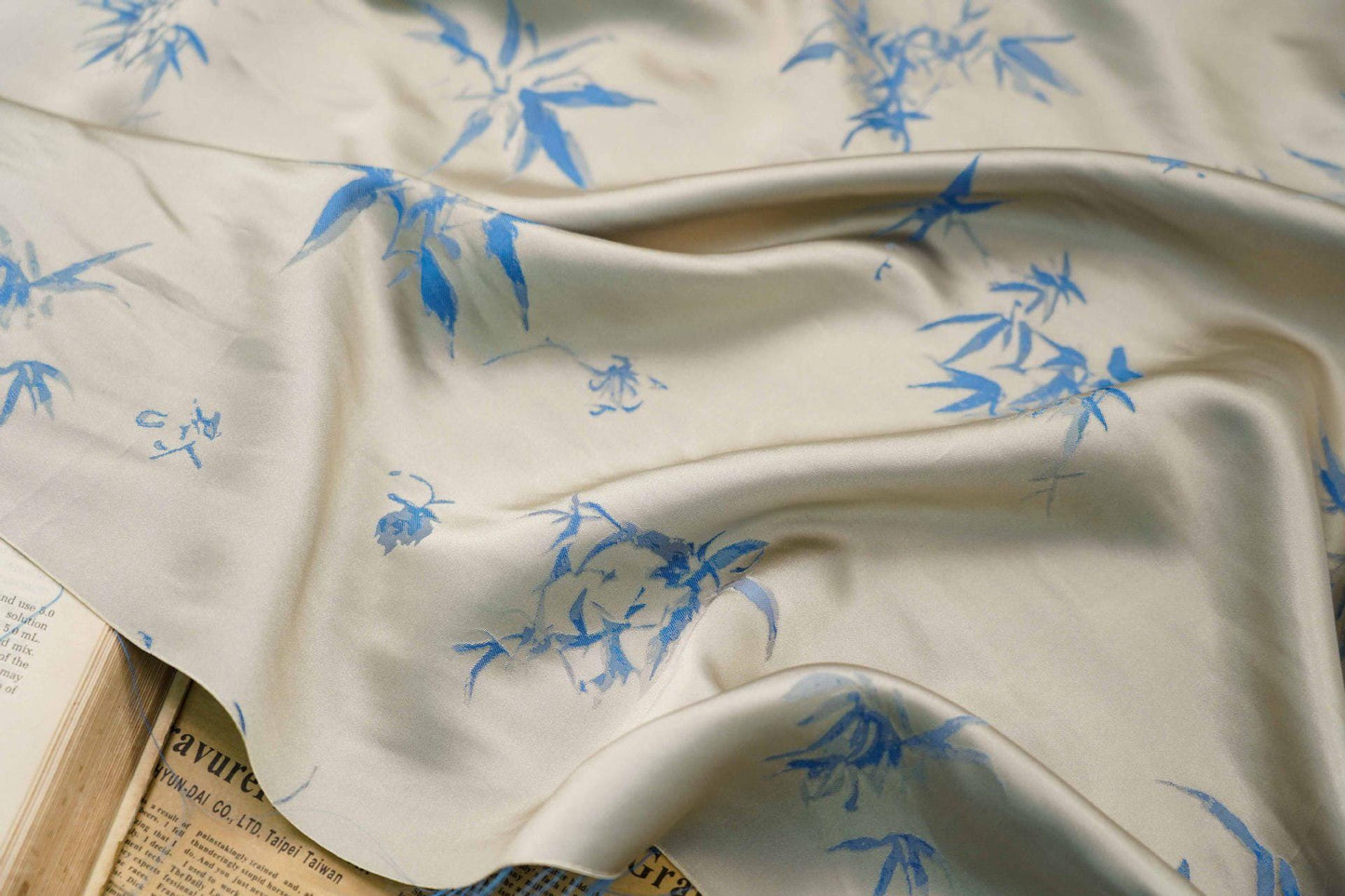 Bamboo Floral Brocade Fabric: Silk Rayon Blend (45"W)
