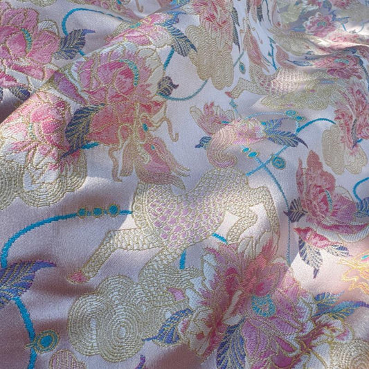 Tissu jacquard à motif floral en relief : motif en fil doré 3D, largeur 140 cm