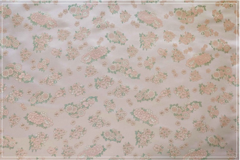 Gilding Bronzing Jacquard Fabric: Embossed Floral Designer Material