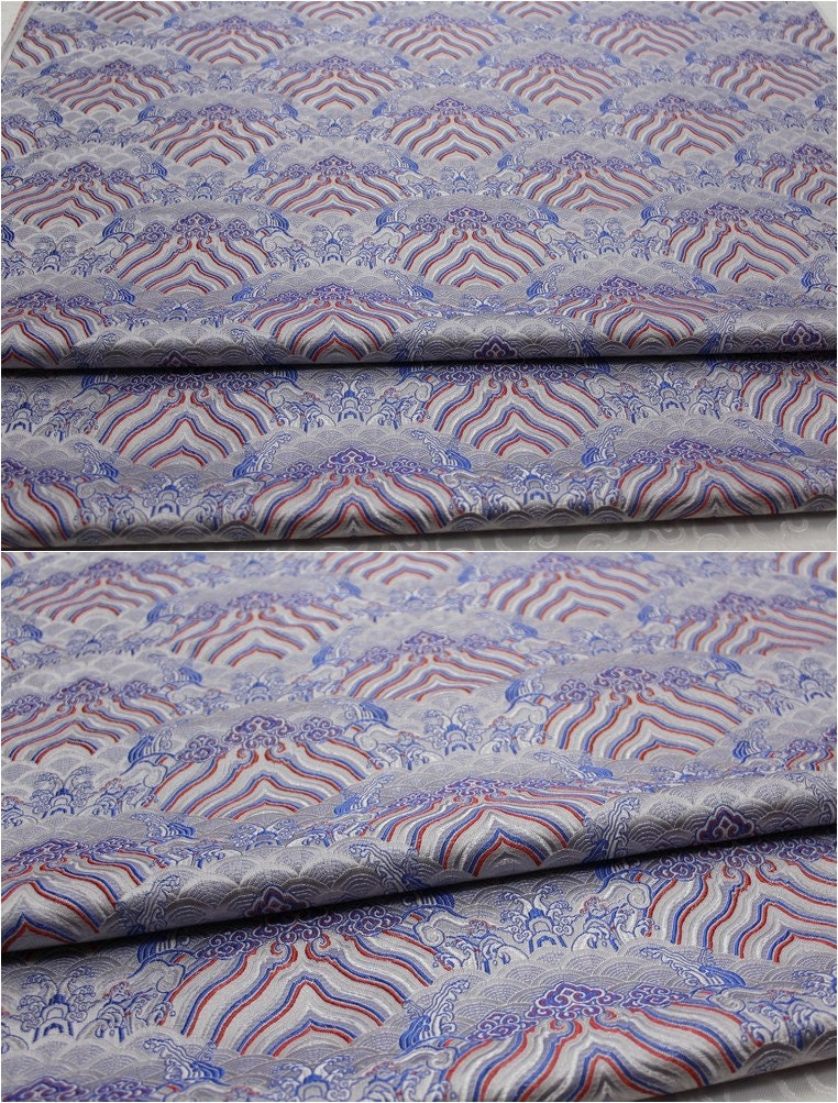 Tissu brocart de soie et rayonne à motif vagues océaniques - 75 cm