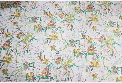 Tissu jacquard à motif floral : motif jardin printanier, 140 cm de large