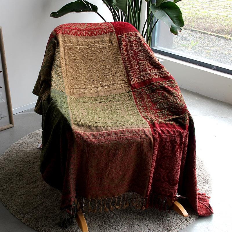 Vintage European Style Sofa Throw Blanket: Non-Slip Thick Sofa Cover