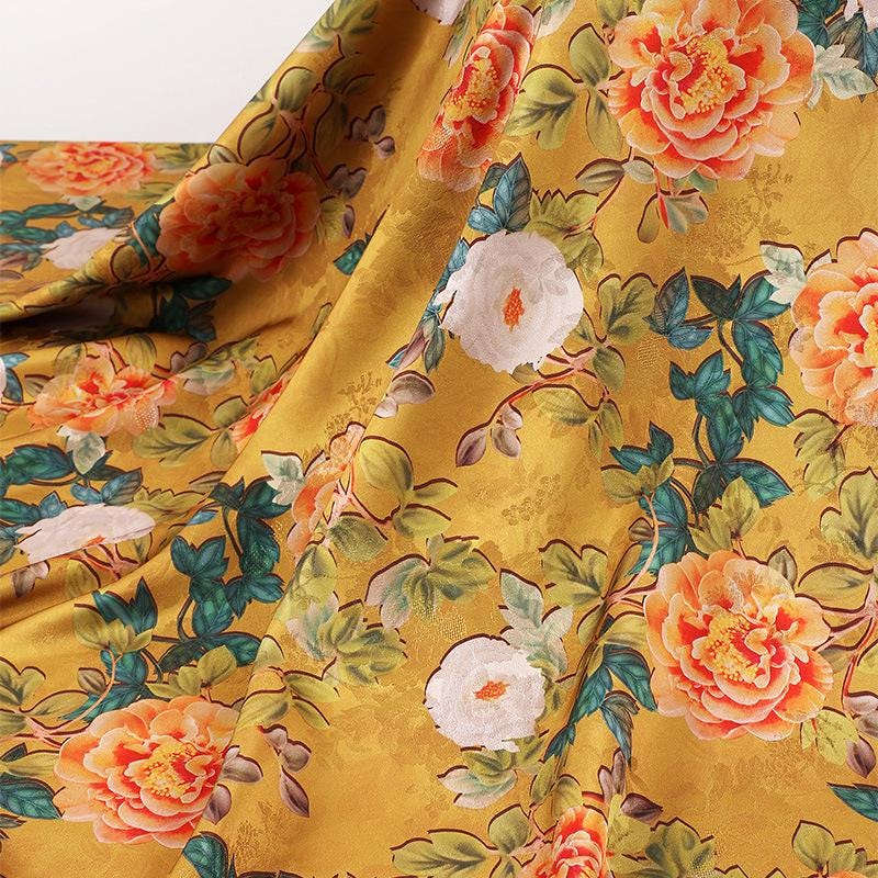 Tissu satin de soie Peony Tea : Rideau imprimé numérique de 150 cm de large