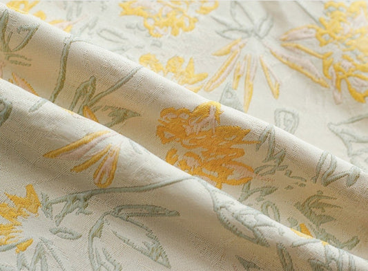 Tissu jacquard floral en relief : style vintage pour ameublement, robes, rideaux - 162,5 cm de large