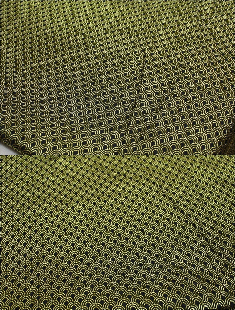 Tissu brocart floral : motif romantique français à écailles de poisson, mélange de soie et de rayonne