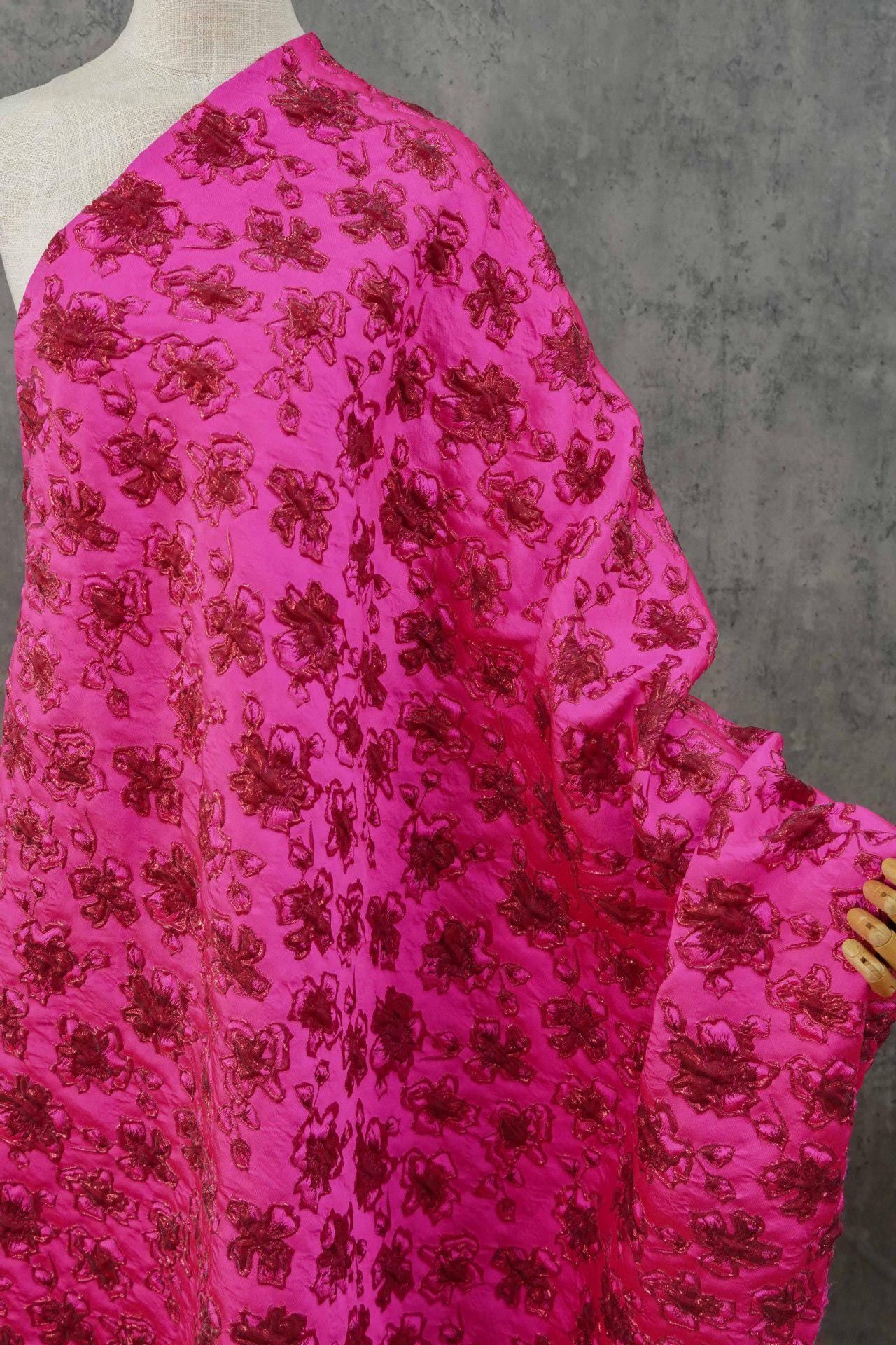 Gold Thread Jacquard Fabric: Fuchsia Upholstery, Costume, & Drapery