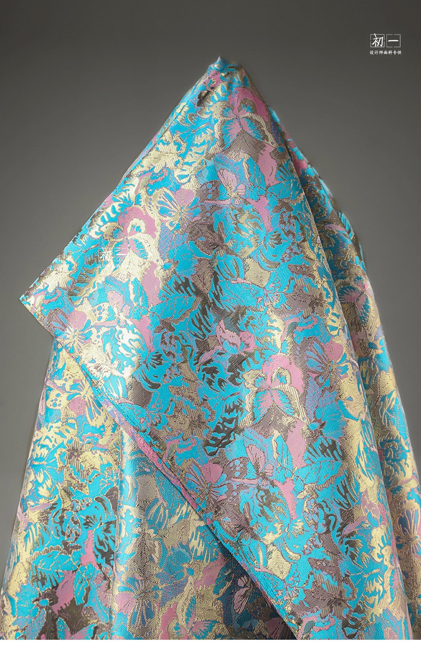 Gold Thread Jacquard Fabric: 3D Oil Painting Texture, 55" Wide