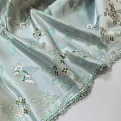 Tissu brocart de soie à motif papillon : mélange de rayonne de 140 cm de large, pour la couture et l’ameublement