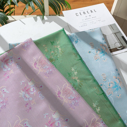 Tissu jacquard à motif floral : mélange soie-rayonne de 150 cm de large, pour ameublement et rideaux