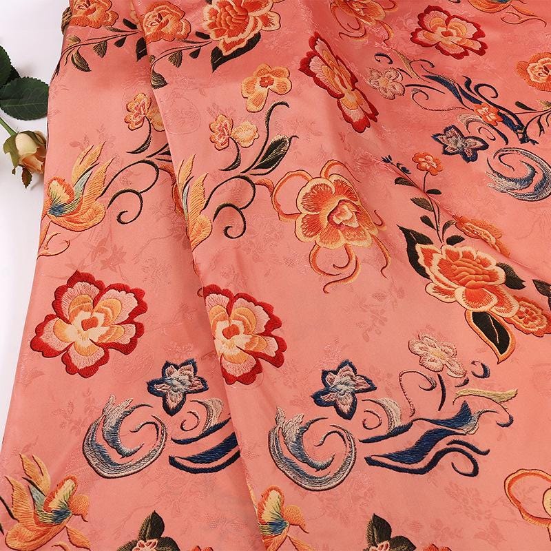 Tissu viscose shantung : 100 % rayonne, largeur 147 cm (58 po) – Costumes, décoration, couture