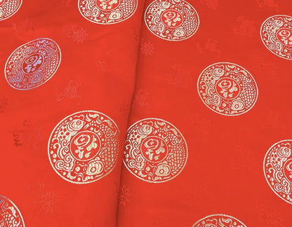 Brocart rouge de Chine : motif Deux Poissons et Fu, 150 cm de large