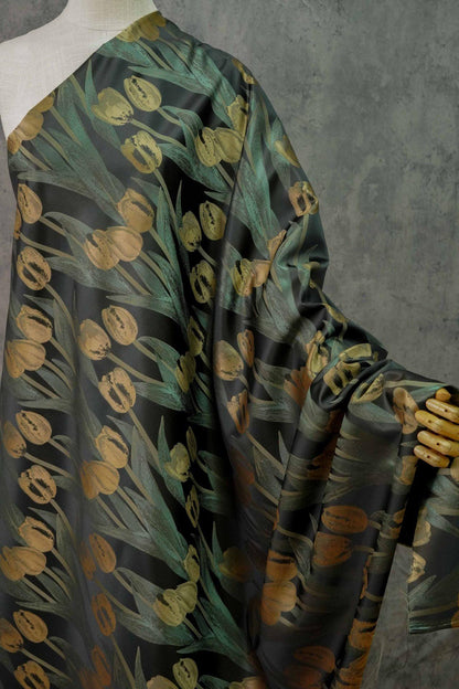 Jacquard Tulip Fabric: Retro Style Yarn-Dyed Upholstery (65"W)