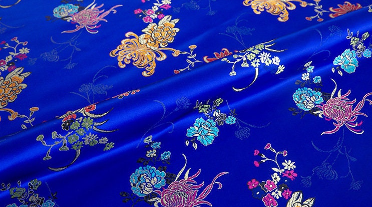Tissu brocart de soie chrysanthème : revêtement de coussin Cheongsam (29,5 po L)
