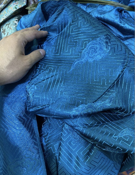 Cloud Brocade Fabric: Jacquard Sewing Upholstery, Costume Dress (By The Meter)