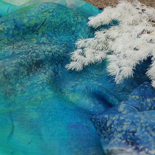 Blue Tears Oil Painting Print - Natural Ramie Fabric 57"W