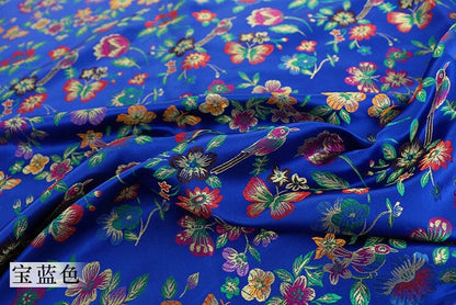 Tissu brocart papillon : jacquard de soie et rayonne de 114 cm de large