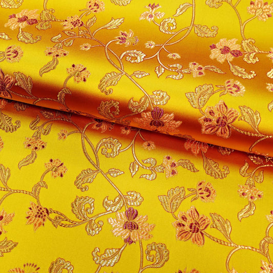 Tissu brocart à motifs floraux : mélange de rayonne et de nylon, largeur 114 cm