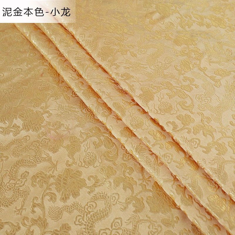Tissu brocart or pâle : rayonne de 150 cm de large pour la couture et l’ameublement, motifs traditionnels