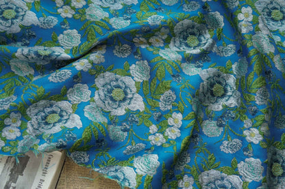 Floral Jacquard Fabric: Lurex Woven Upholstery, Prom Dress Sewing (54" W)